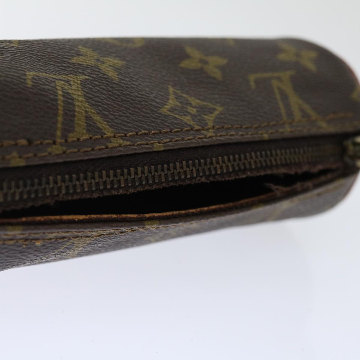 LOUIS VUITTON Monogram Papillon Pouch LV 70684