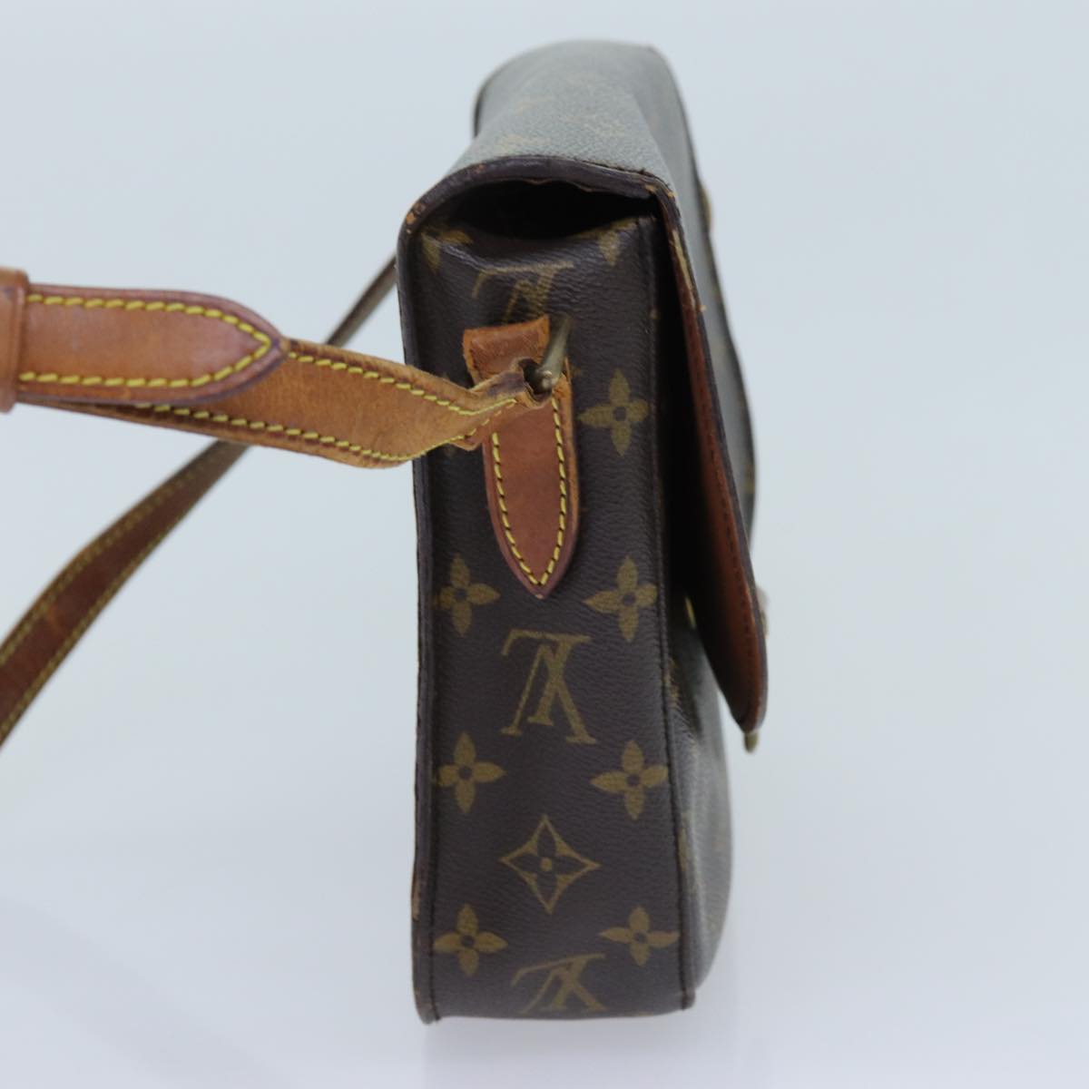 LOUIS VUITTON Monogram Saint Cloud GM Shoulder Bag M51242 LV 70697
