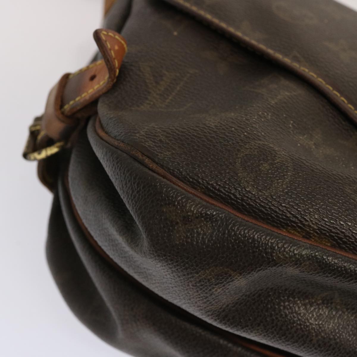 LOUIS VUITTON Monogram Saumur 30 Shoulder Bag M42256 LV 70706