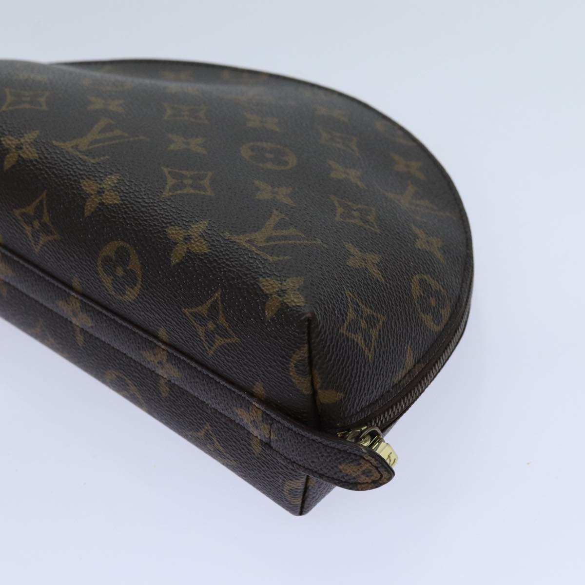 LOUIS VUITTON Monogram Trousse Demi Ronde Cosmetic Pouch M47520 LV 70711