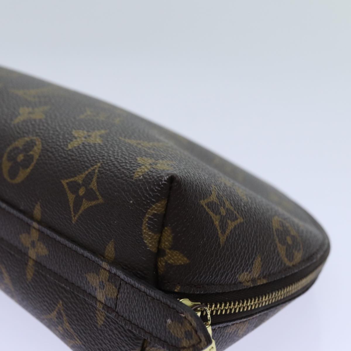 LOUIS VUITTON Monogram Trousse Demi Ronde Cosmetic Pouch M47520 LV 70712