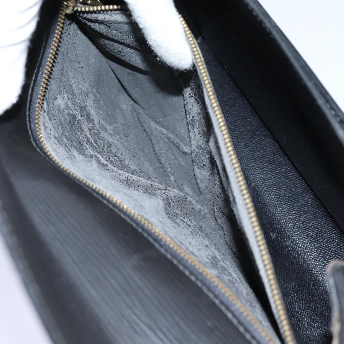 LOUIS VUITTON Epi Serie Dragonne Hand Bag Black M52612 LV 70727