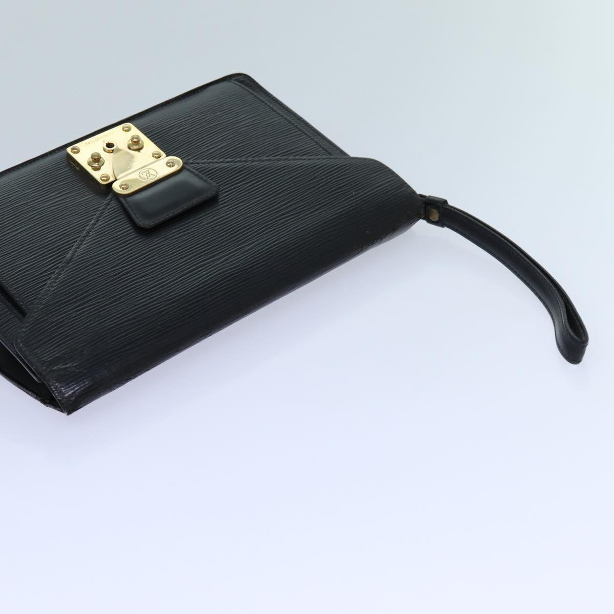 LOUIS VUITTON Epi Serie Dragonne Hand Bag Black M52612 LV 70727