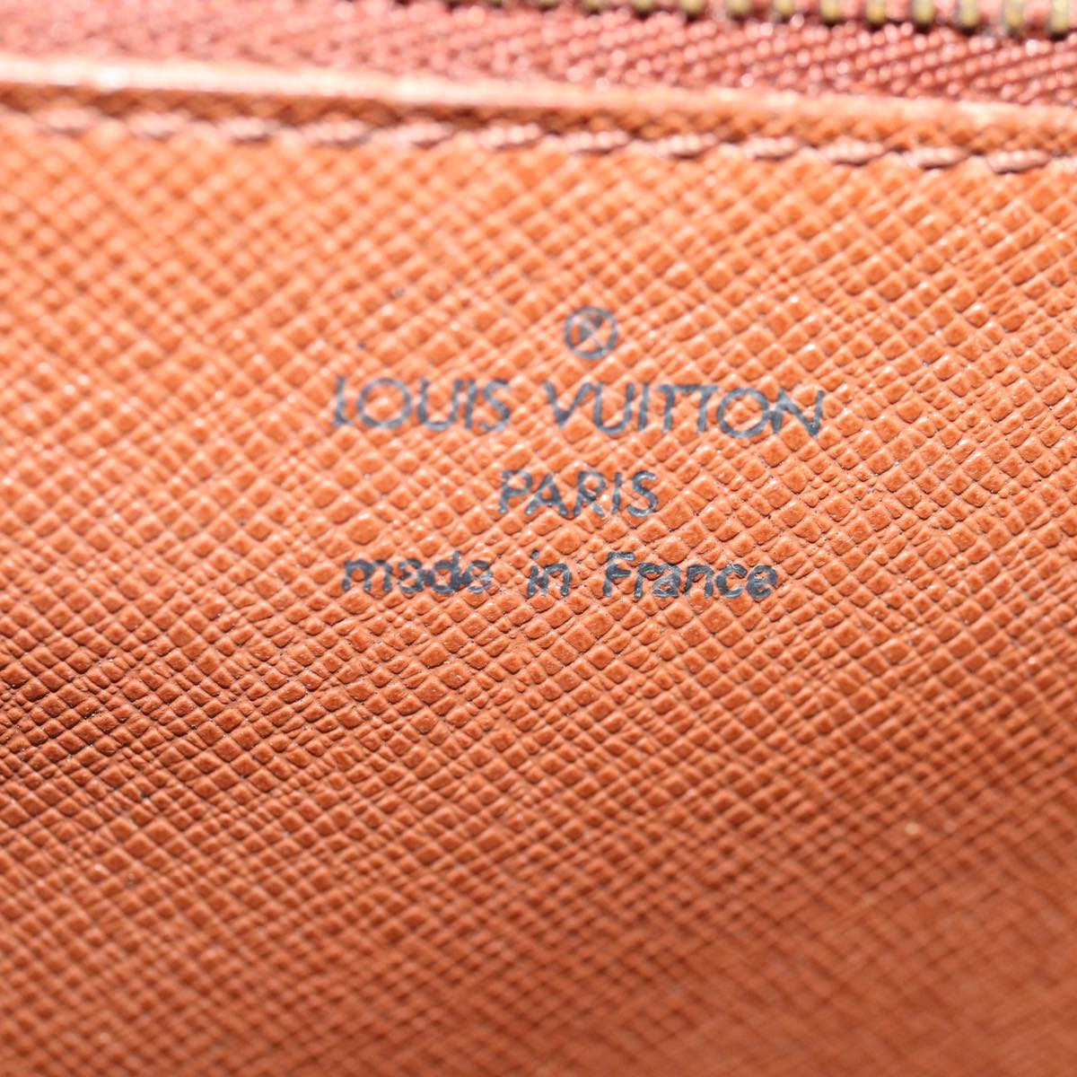 LOUIS VUITTON Epi Serie Dragonne Hand Bag Brown M52618 LV 70738