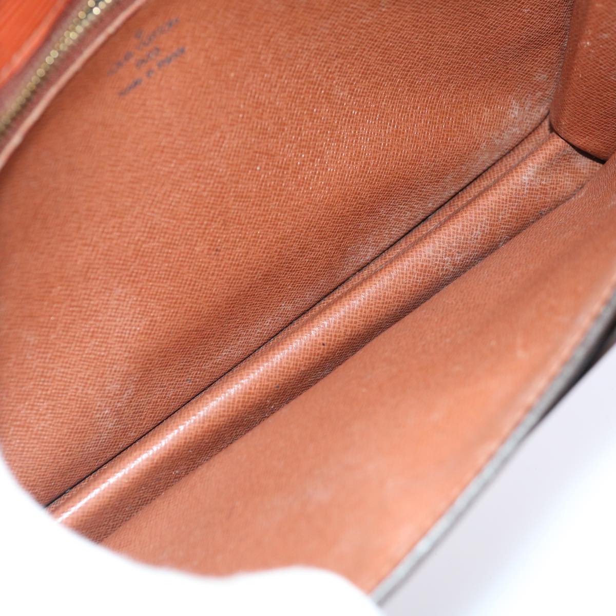 LOUIS VUITTON Epi Serie Dragonne Hand Bag Brown M52618 LV 70738