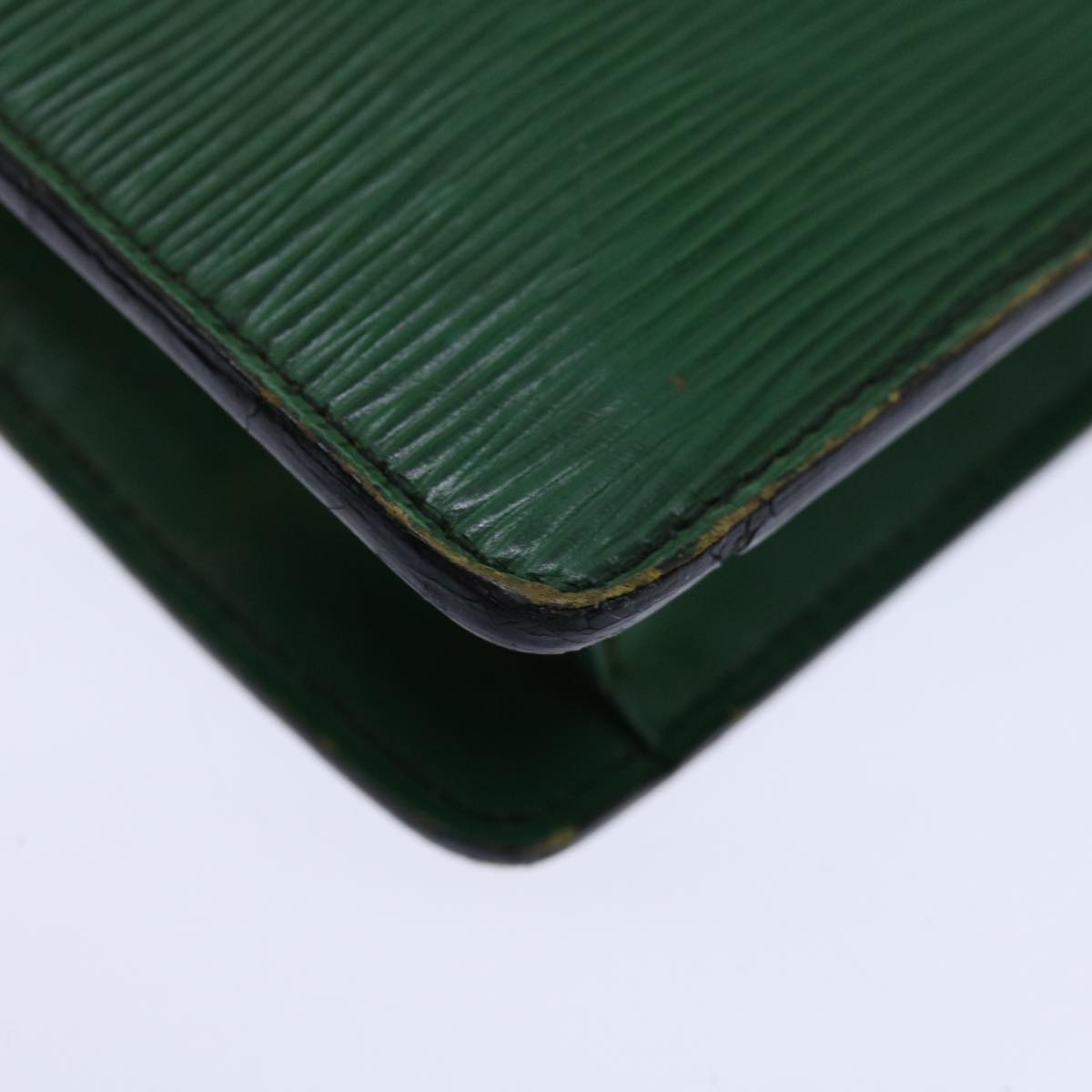 LOUIS VUITTON Epi Montaigne 27 Clutch Bag Green M52654 LV 70739