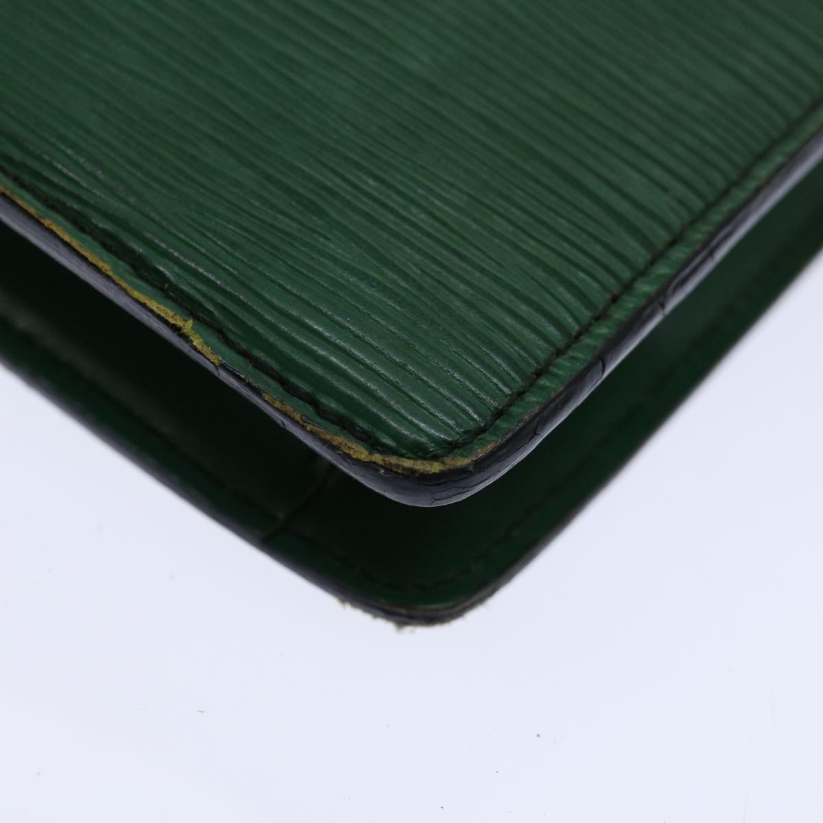 LOUIS VUITTON Epi Montaigne 27 Clutch Bag Green M52654 LV 70739