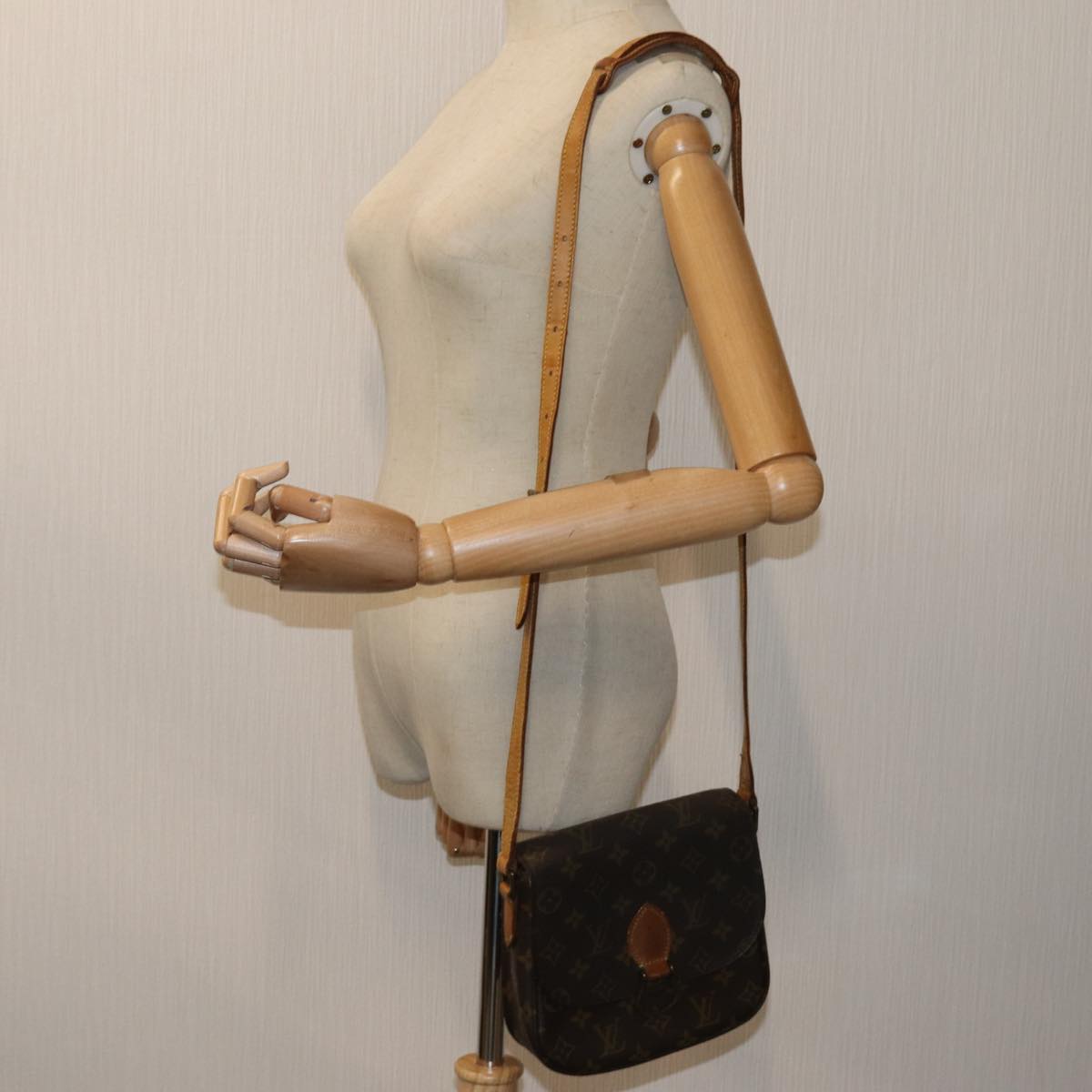 LOUIS VUITTON Monogram Saint Cloud MM Shoulder Bag M51243 LV 70747