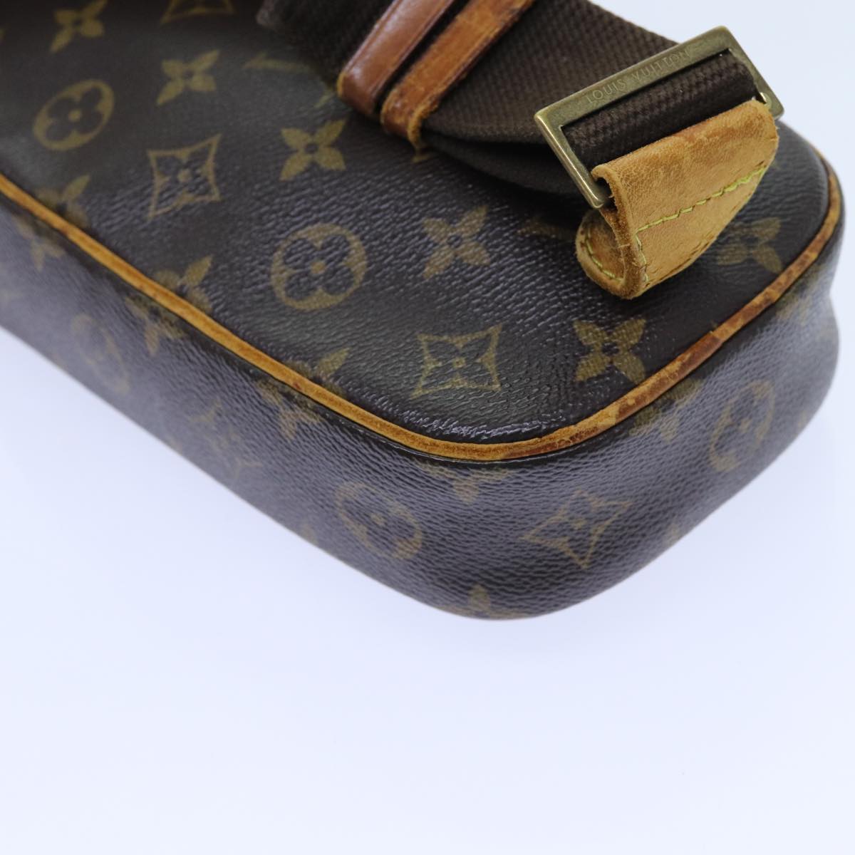 LOUIS VUITTON Monogram Pochette Gange Shoulder Bag M51870 LV 70867