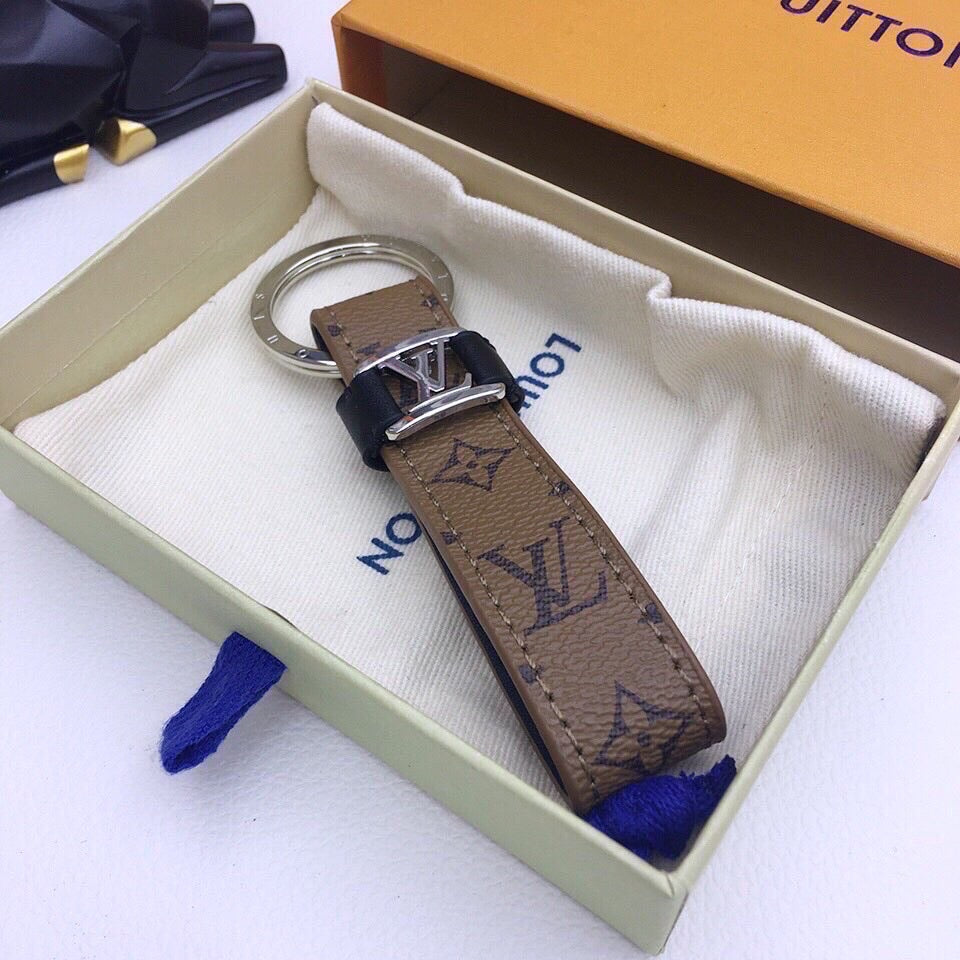GLM - Top Quality Keychains LUV 001