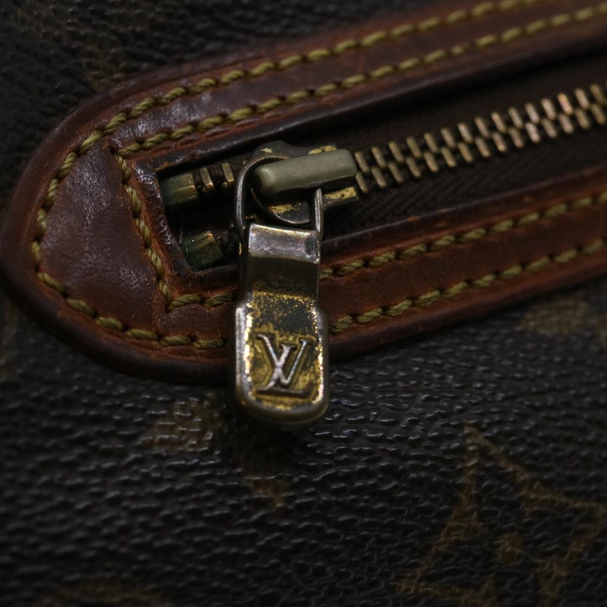 LOUIS VUITTON Monogram Marly Dragonne GM Clutch Bag M51825 LV 70897