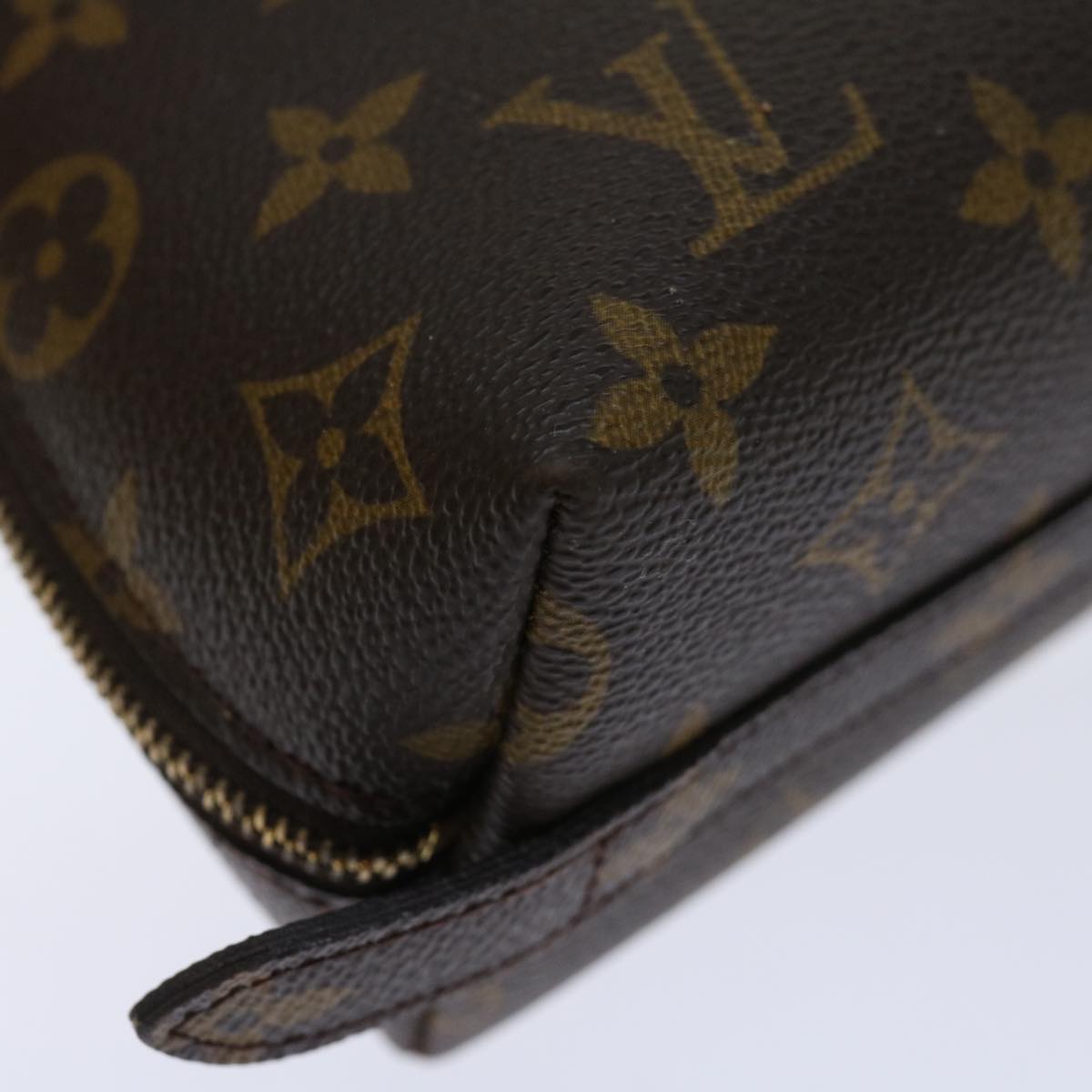 LOUIS VUITTON Monogram Trousse Demi Ronde Cosmetic Pouch M47520 LV 70902