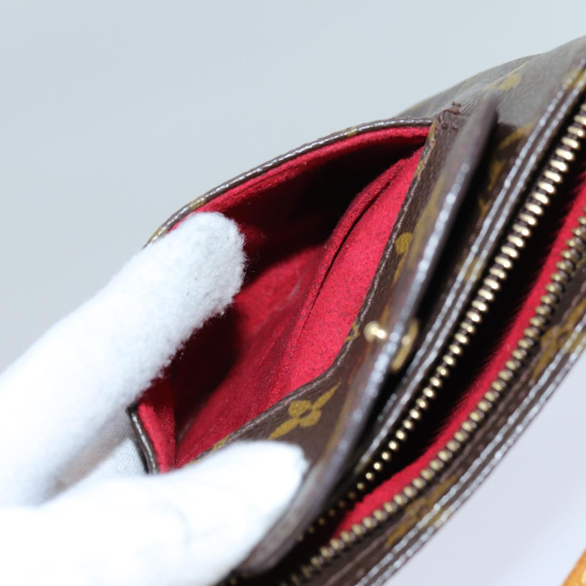 LOUIS VUITTON Monogram Partition Pouch M51901 LV 70904