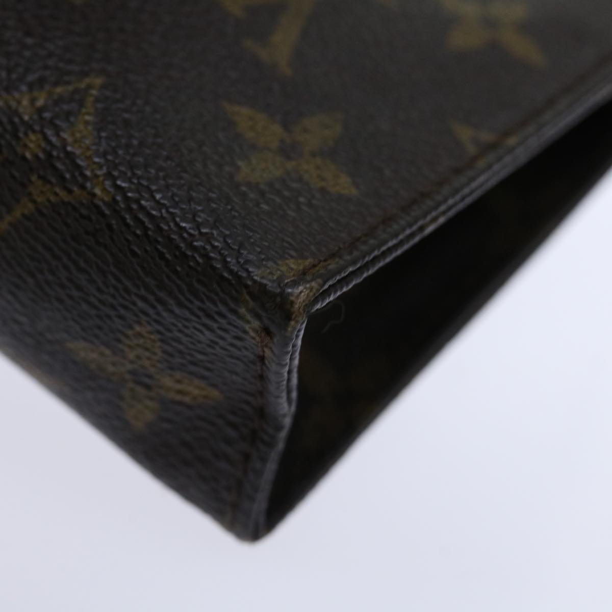 LOUIS VUITTON Monogram Poche Toilette 15 Pouch M47546 LV 70907