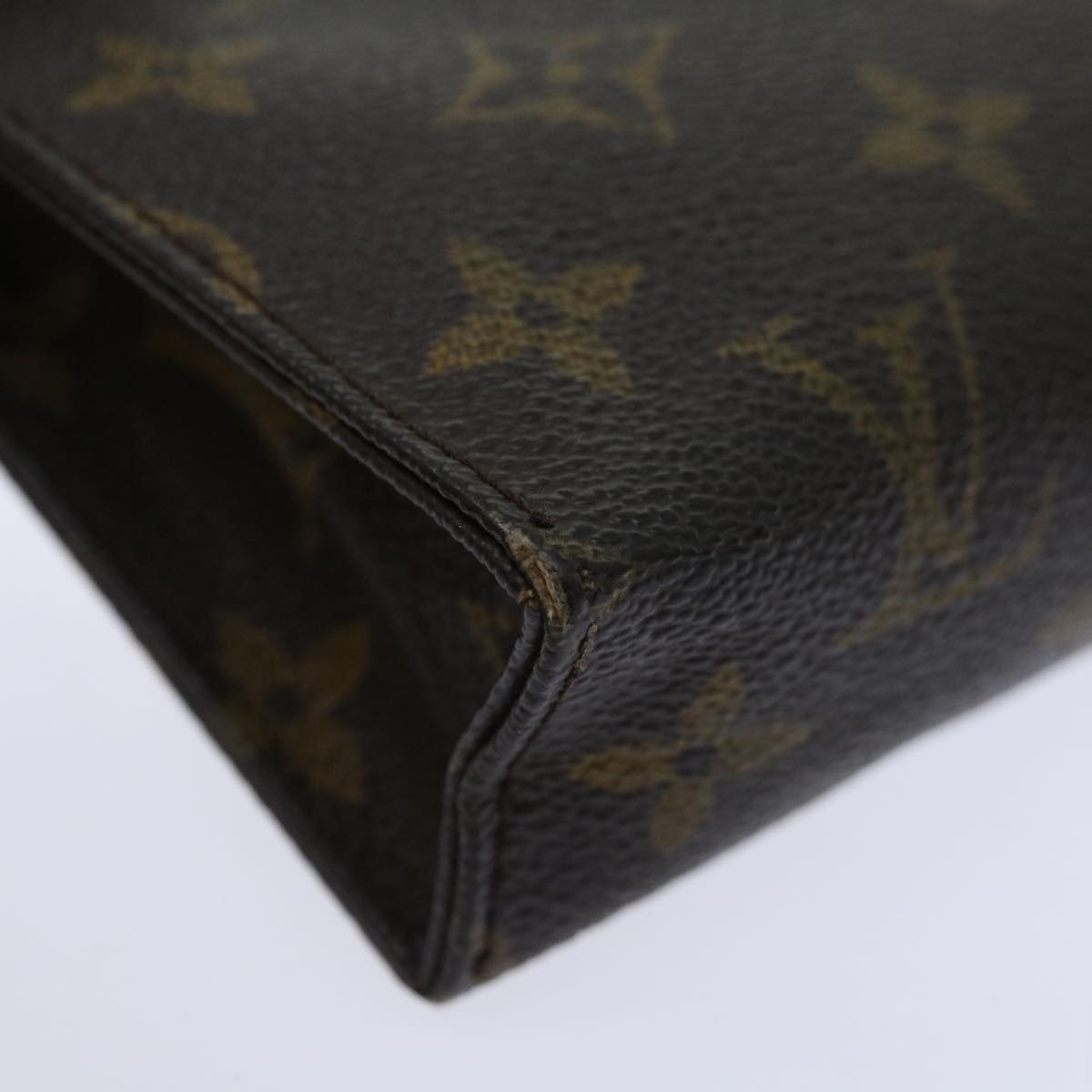 LOUIS VUITTON Monogram Poche Toilette 15 Pouch M47546 LV 70907