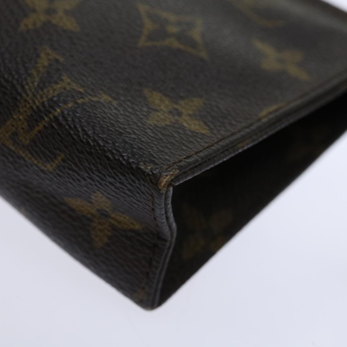 LOUIS VUITTON Monogram Poche Toilette 15 Pouch M47546 LV 70907