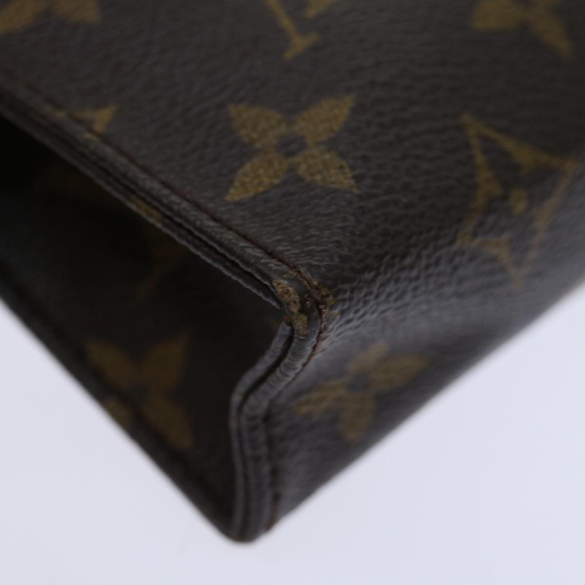 LOUIS VUITTON Monogram Poche Toilette 15 Pouch M47546 LV 70911