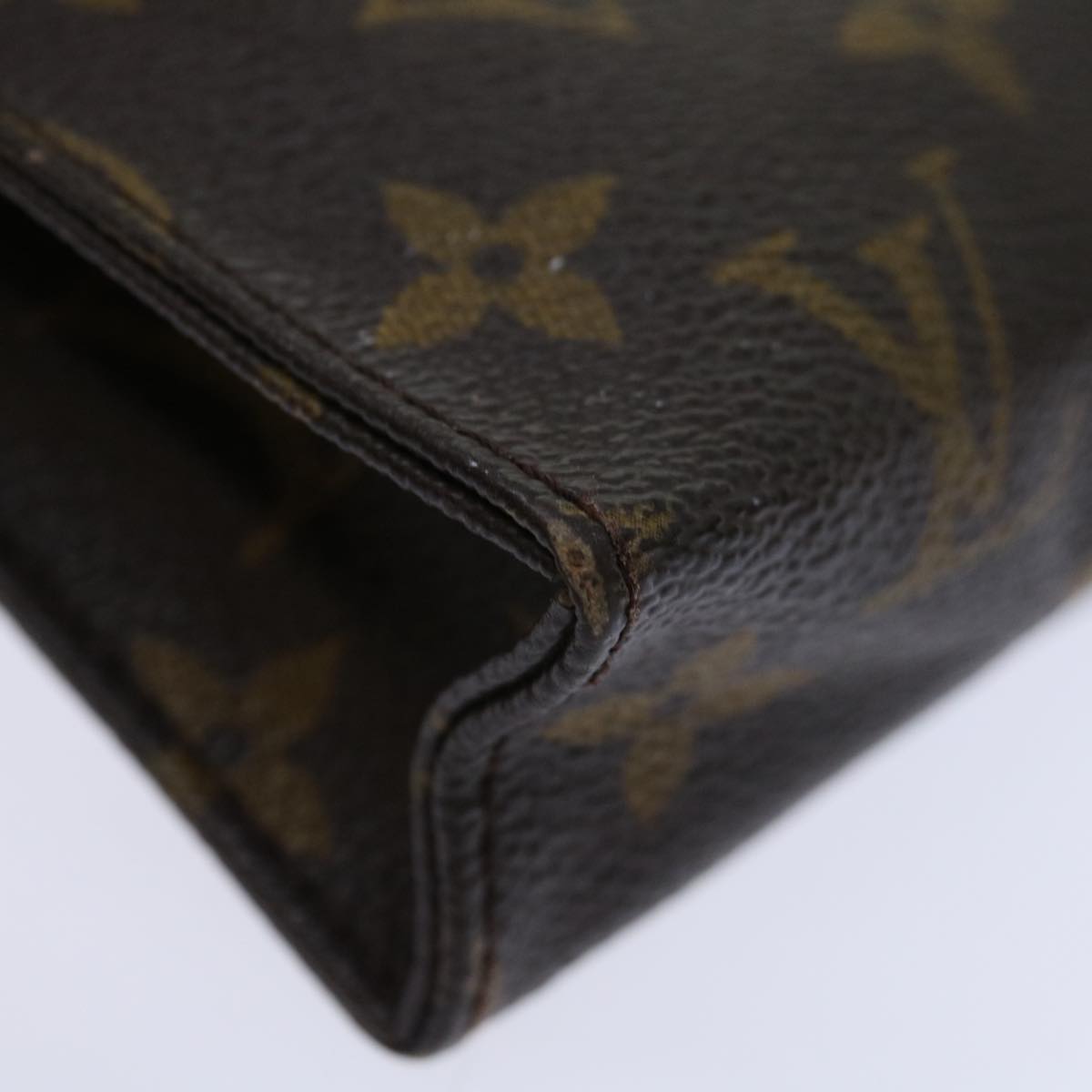 LOUIS VUITTON Monogram Poche Toilette 15 Pouch M47546 LV 70911