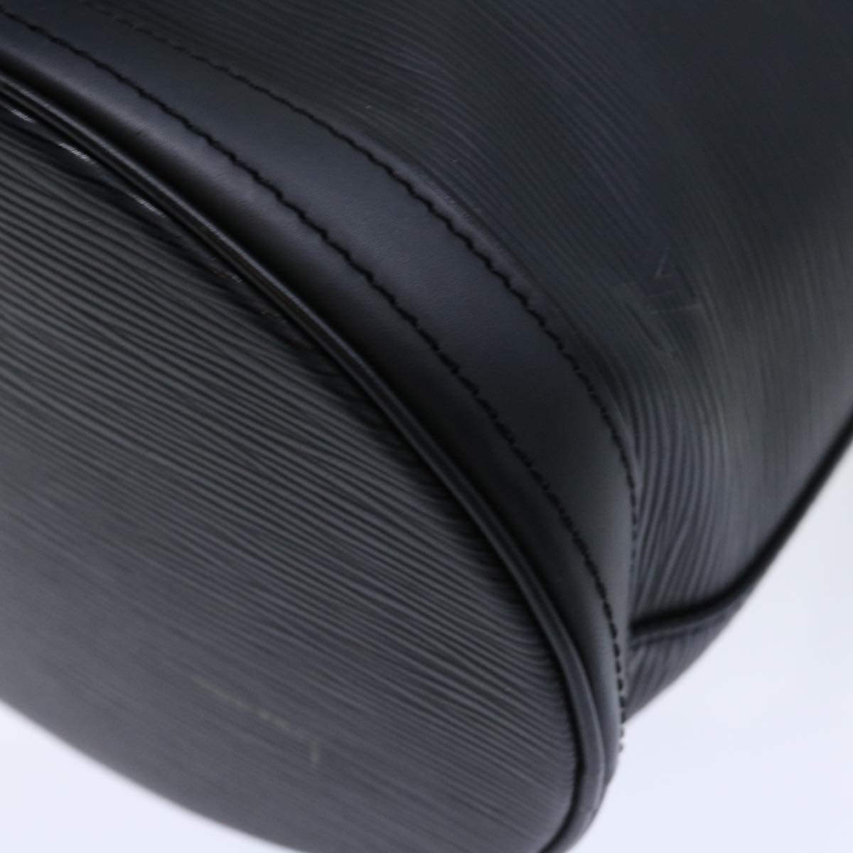 LOUIS VUITTON Epi Bucket PM Shoulder Bag Black M58992 LV 70952