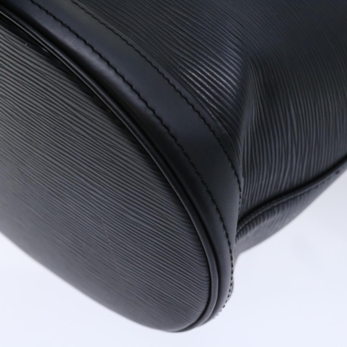 LOUIS VUITTON Epi Bucket PM Shoulder Bag Black M58992 LV 70952
