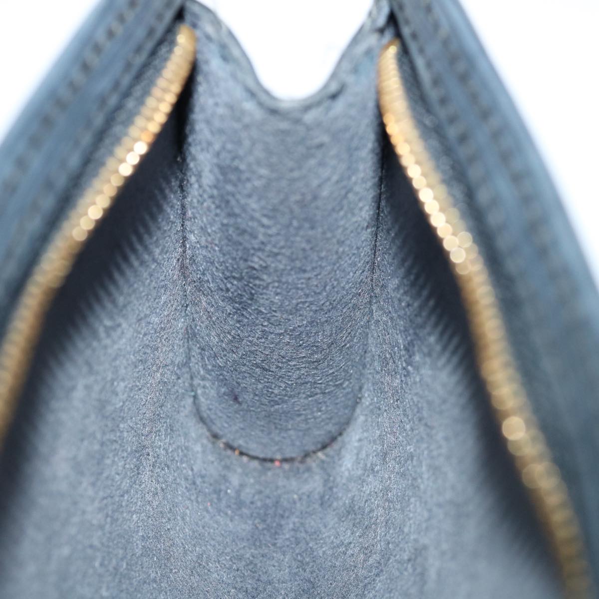 LOUIS VUITTON Epi Bucket PM Shoulder Bag Black M58992 LV 70952