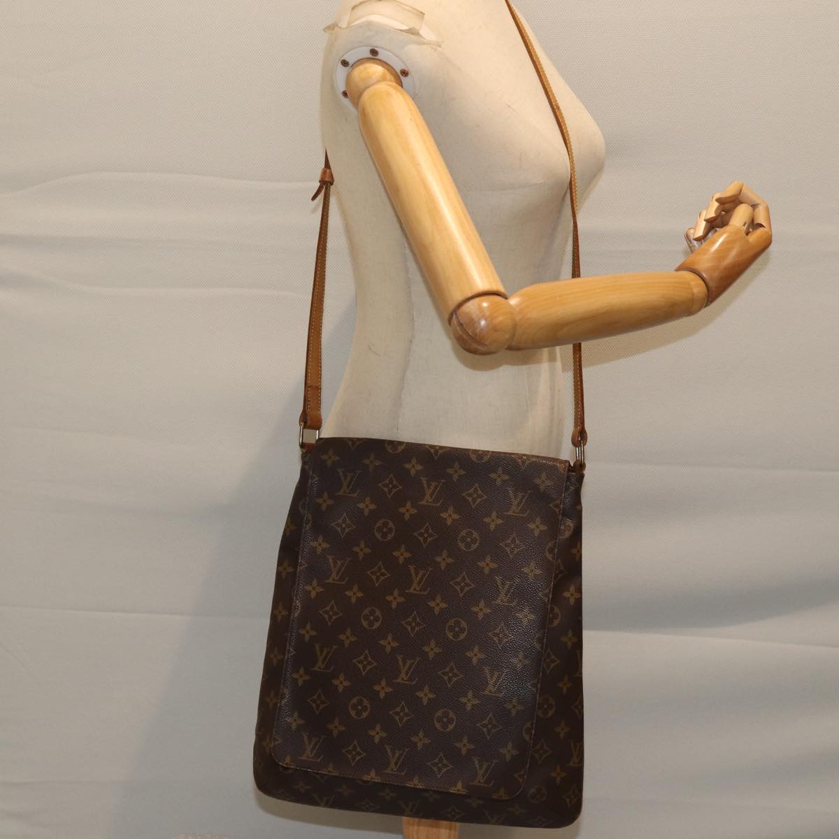 LOUIS VUITTON Monogram Musette Shoulder Bag M51256 LV 70972