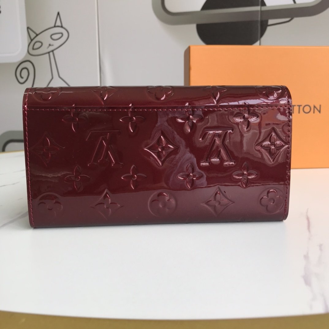 GLM - Top Quality Wallet LUV 007