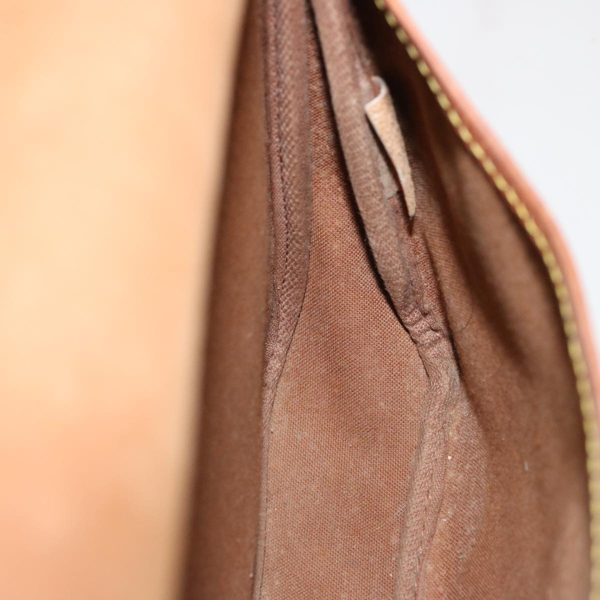 LOUIS VUITTON Monogram Saumur 30 Shoulder Bag M42256 LV 71080