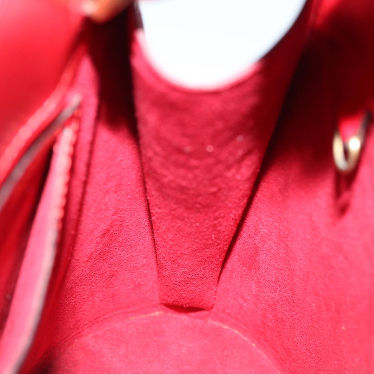 LOUIS VUITTON Epi Cluny Shoulder Bag Red M52257 LV 71082