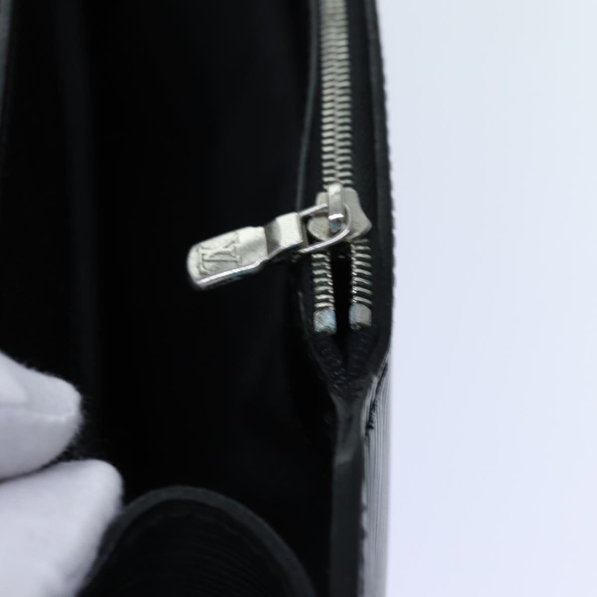 LOUIS VUITTON Epi Robusto 1 Business Bag Black M54532 LV 71088