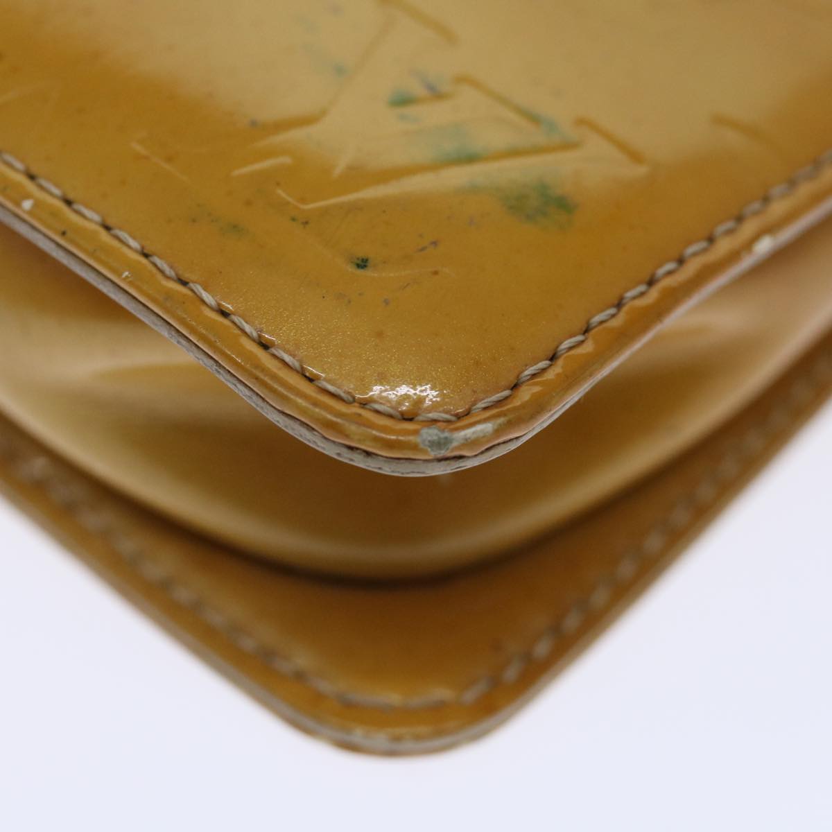 LOUIS VUITTON Monogram Vernis Lexington Pouch Beige M91010 LV 71143