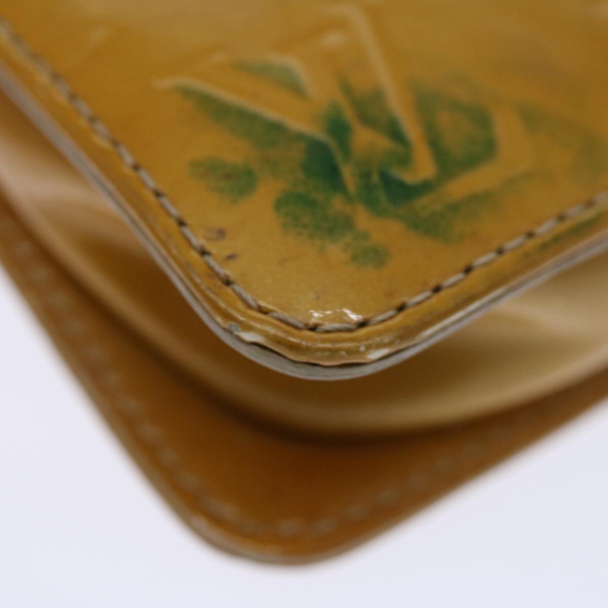 LOUIS VUITTON Monogram Vernis Lexington Pouch Beige M91010 LV 71143