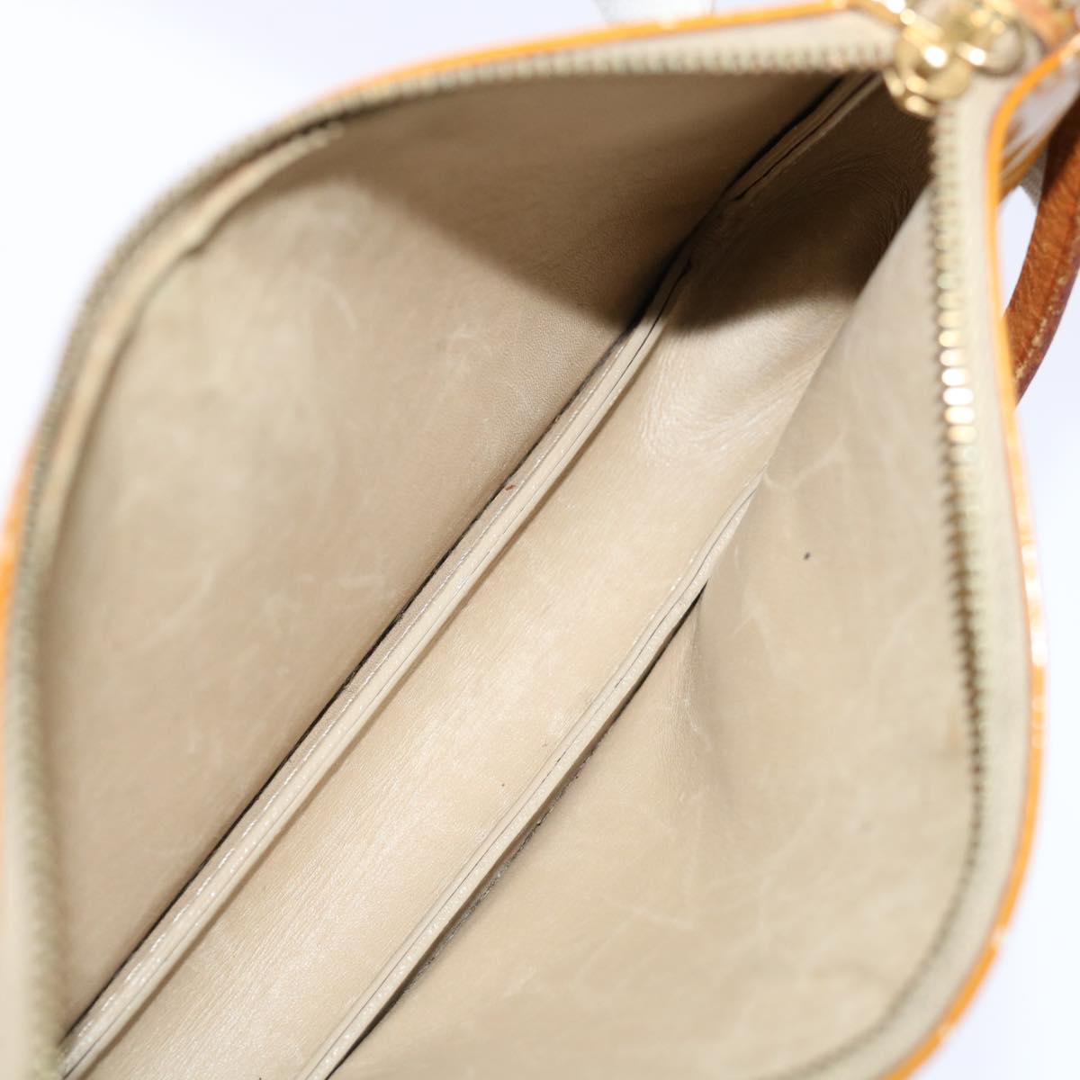 LOUIS VUITTON Monogram Vernis Lexington Pouch Beige M91010 LV 71143
