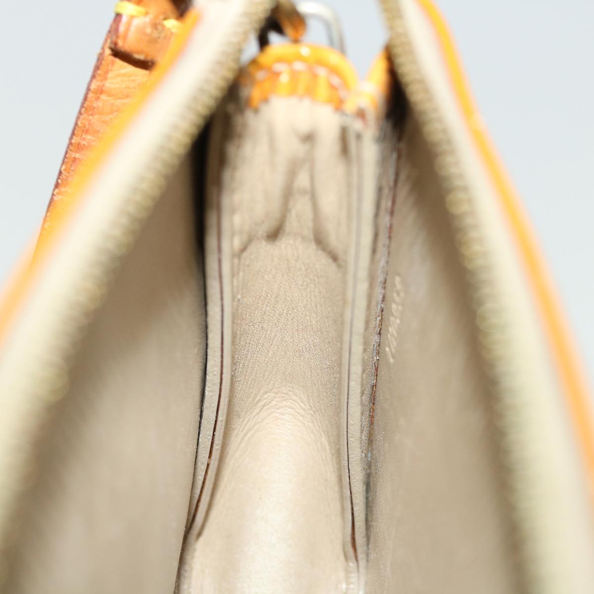LOUIS VUITTON Monogram Vernis Lexington Pouch Beige M91010 LV 71143