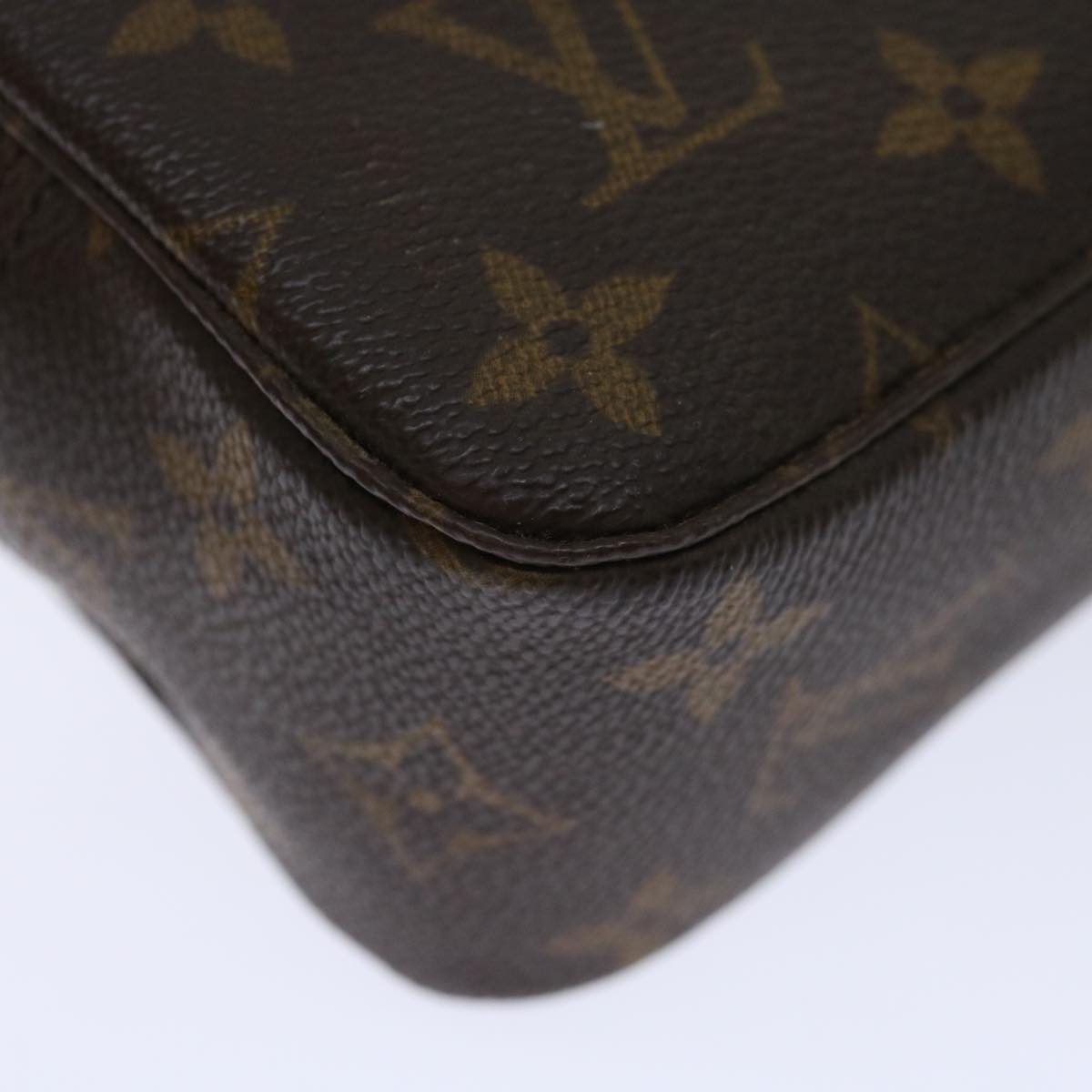 LOUIS VUITTON Monogram Trousse Toilette 23 Clutch Bag M47524 LV 71151