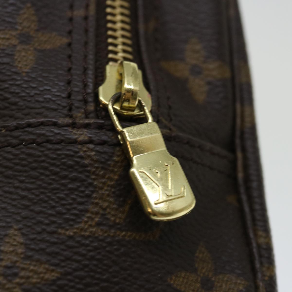 LOUIS VUITTON Monogram Trousse Toilette 23 Clutch Bag M47524 LV 71151