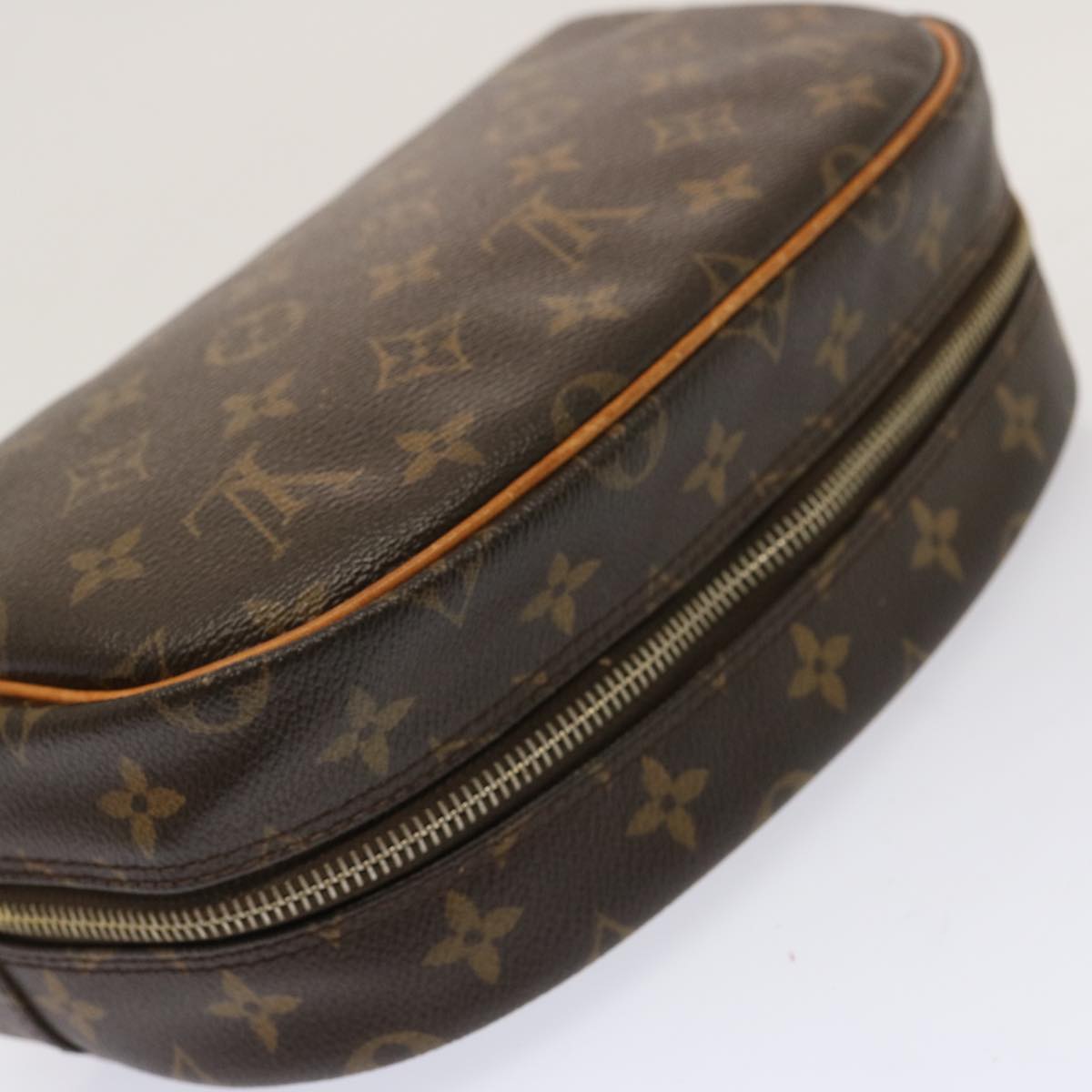 LOUIS VUITTON Monogram Trousse Toilette 25 Clutch Bag M47527 LV 71152
