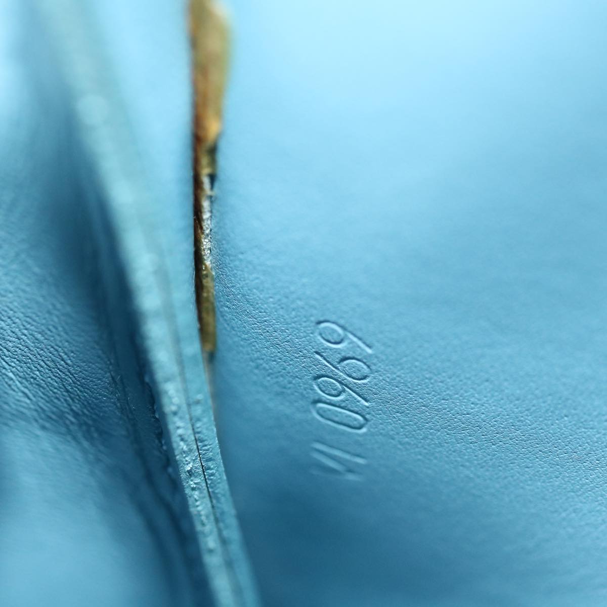 LOUIS VUITTON Monogram Vernis Lexington Pouch Baby Blue M91011 LV 71204