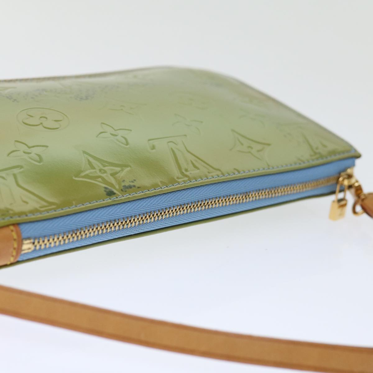 LOUIS VUITTON Monogram Vernis Lexington Pouch Baby Blue M91011 LV 71204