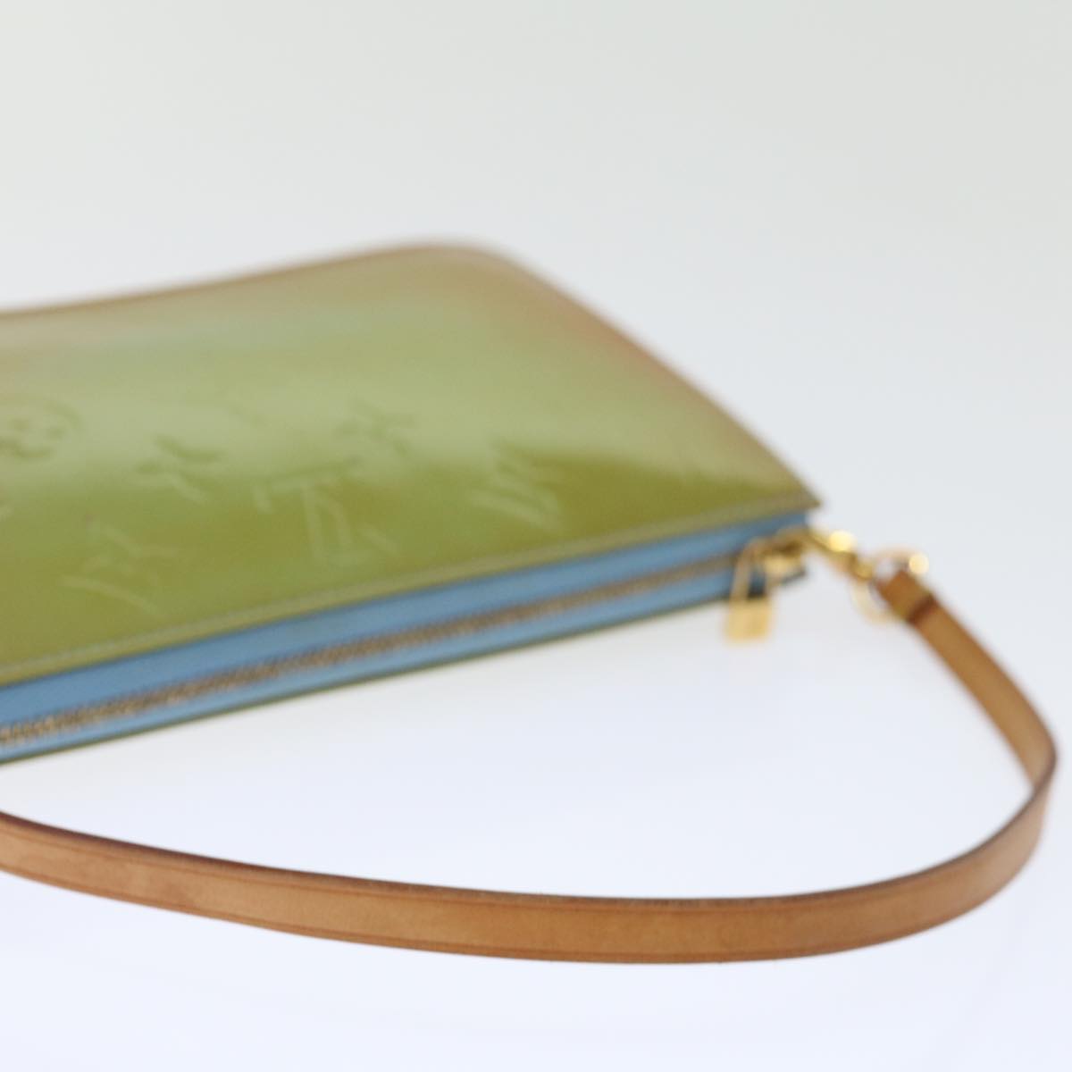 LOUIS VUITTON Monogram Vernis Lexington Pouch Baby Blue M91011 LV 71205
