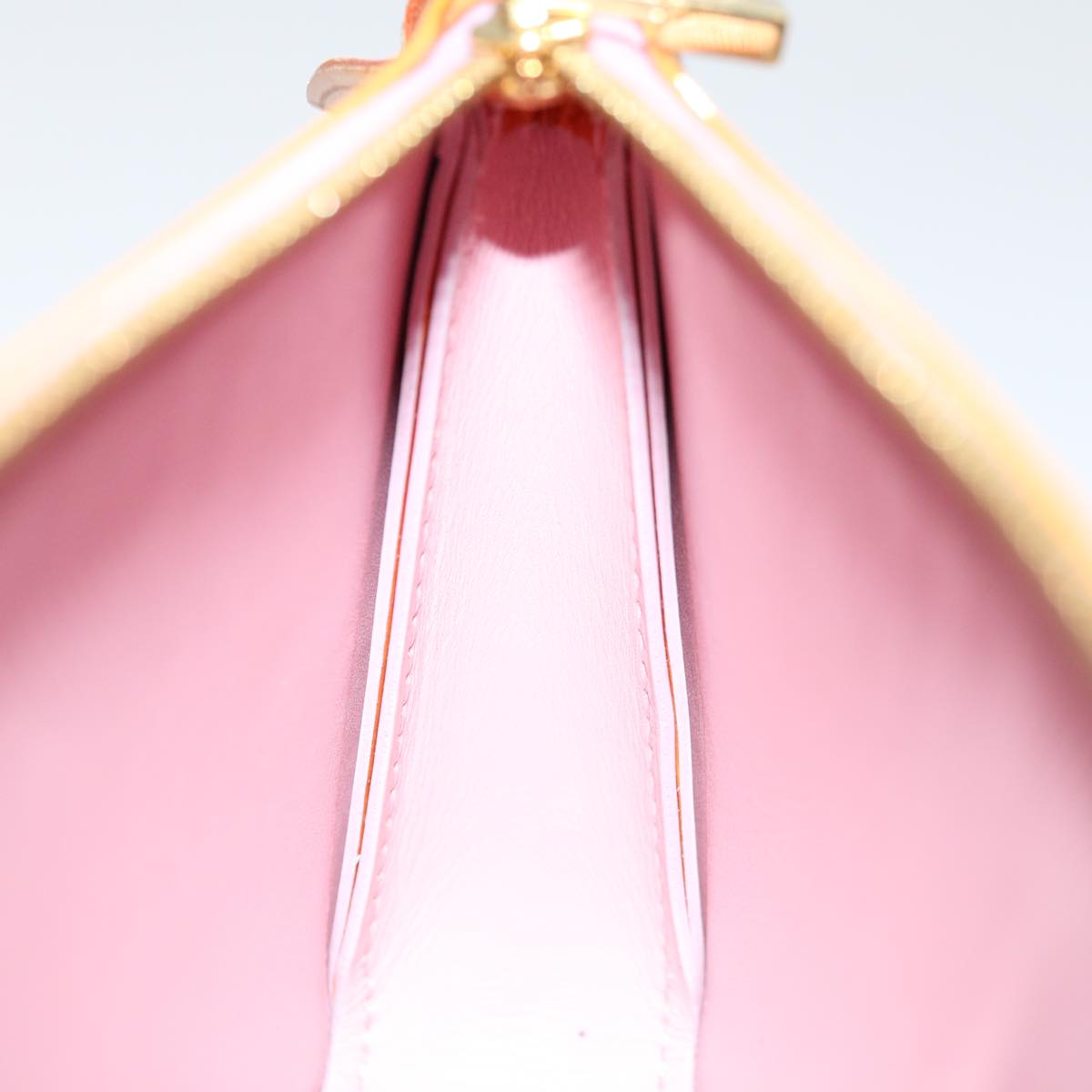 LOUIS VUITTON Vernis Lexington Pouch Marshmallow Pink M91057 LV 71207