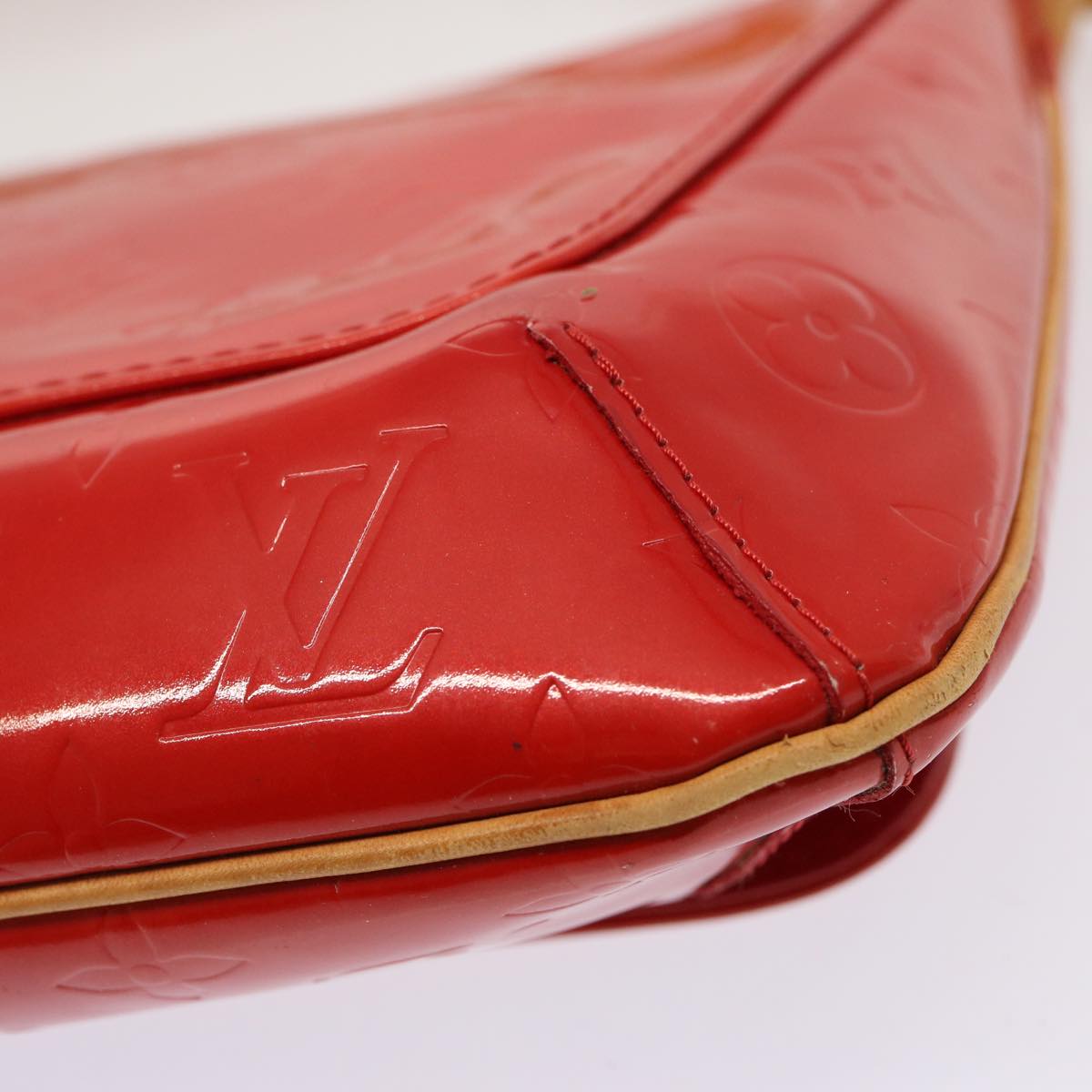 LOUIS VUITTON Monogram Vernis Thompson Street Bag Red M91094 LV 71222