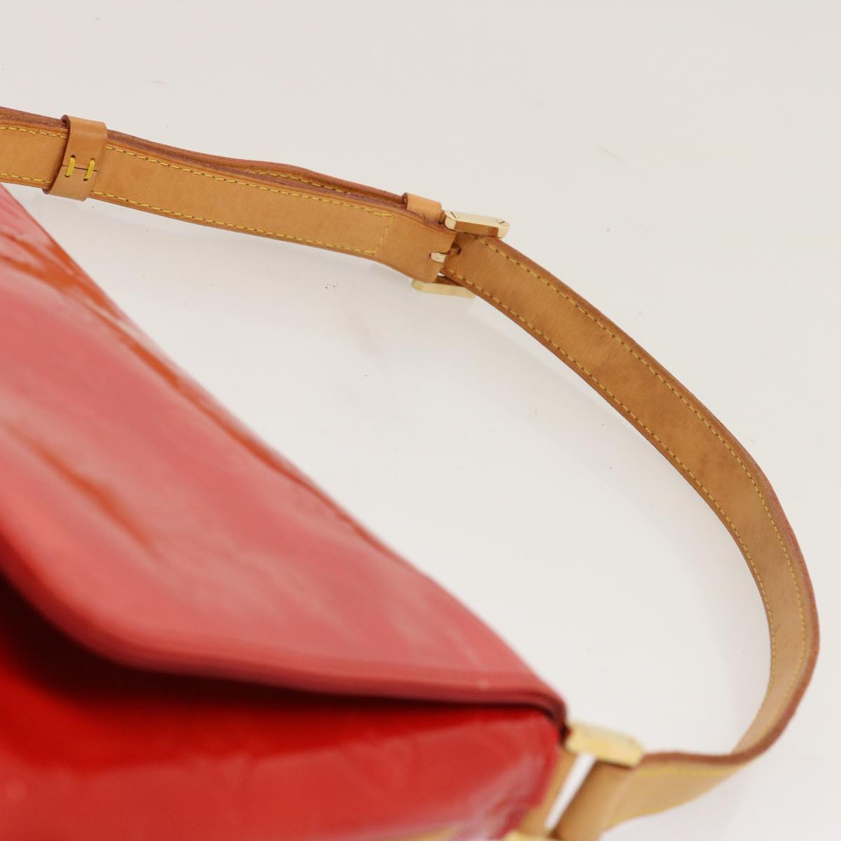 LOUIS VUITTON Monogram Vernis Thompson Street Bag Red M91094 LV 71222