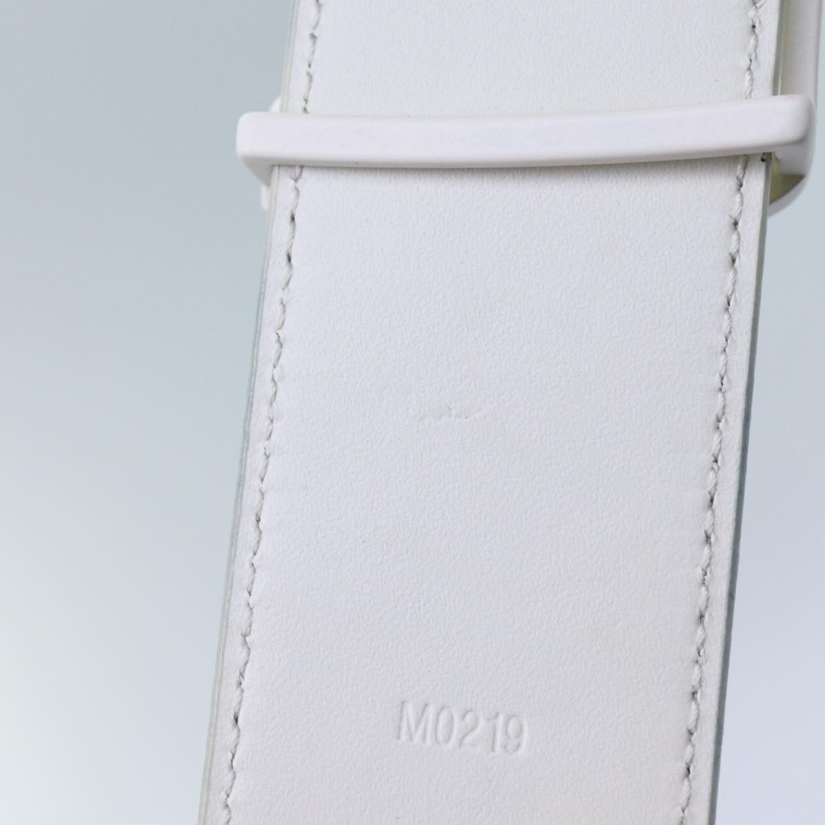 LOUIS VUITTON Prism Ceinture LV Shape Belt 44.1"" Silver M0219U LV 71237A
