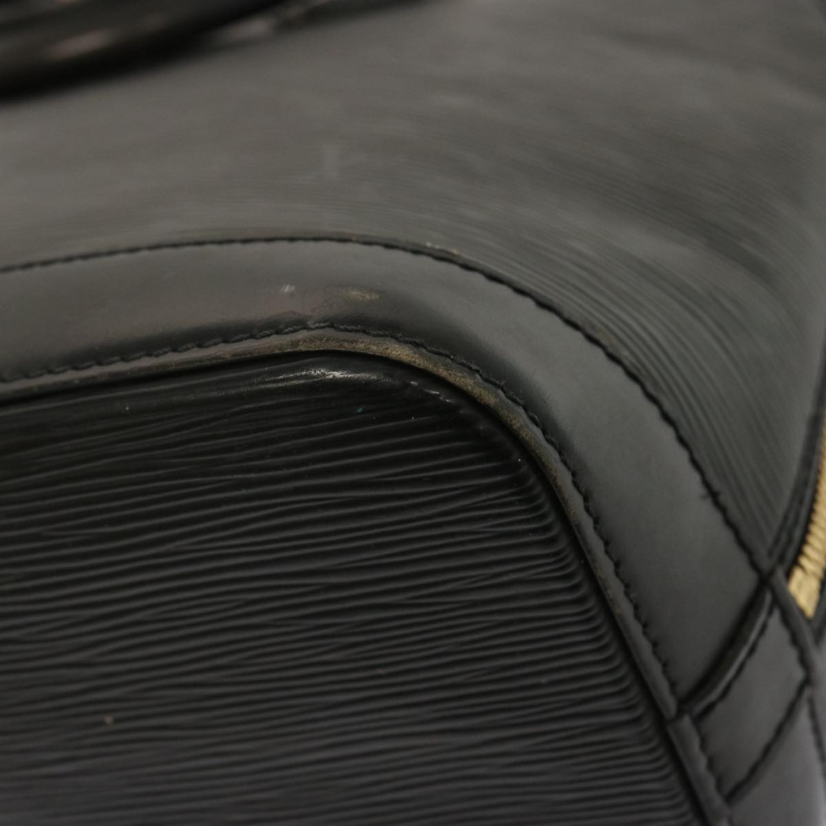 LOUIS VUITTON Epi Alma Hand Bag Black M52142 LV 71276