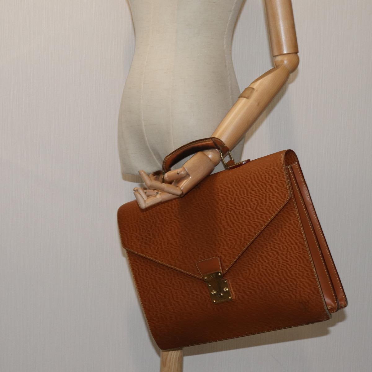 LOUIS VUITTON Epi Serviette Conseiller Briefcase Brown M54423 LV 71291