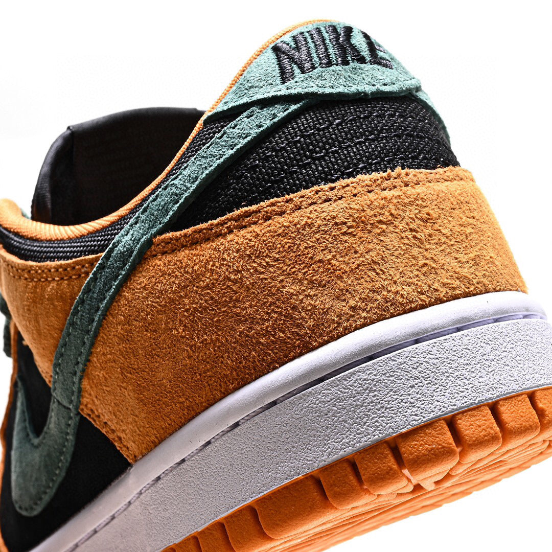GLM - NKE Dunk Ceramic Black Orange