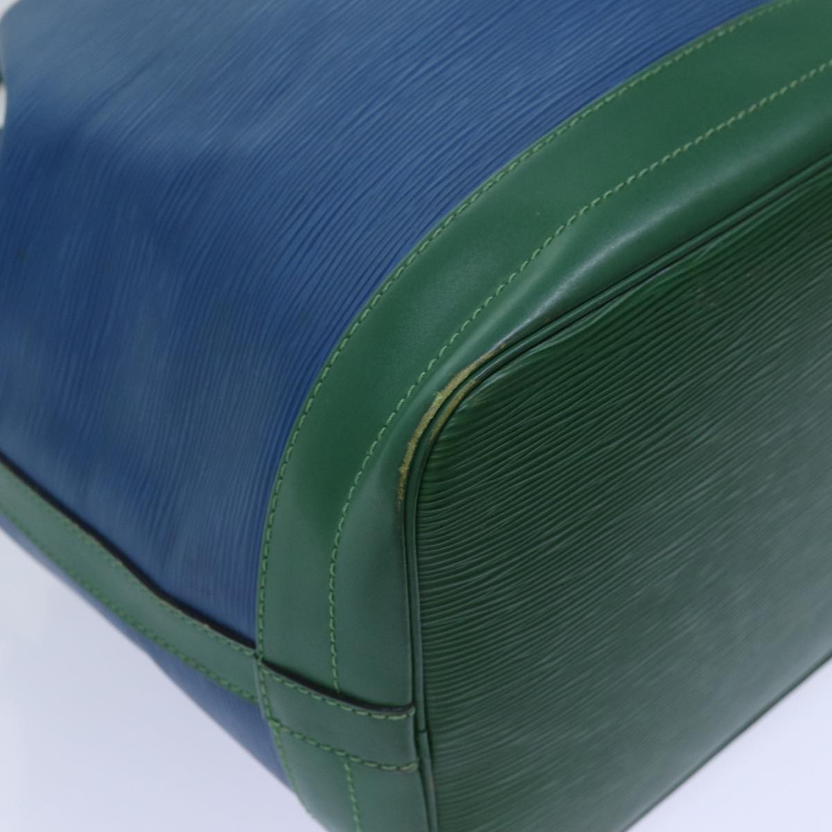 LOUIS VUITTON Epi Noe Shoulder Bag Bicolor Green Blue M44044 LV 71396