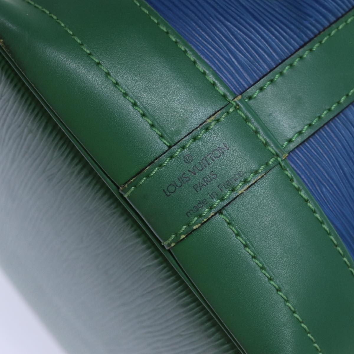 LOUIS VUITTON Epi Noe Shoulder Bag Bicolor Green Blue M44044 LV 71396