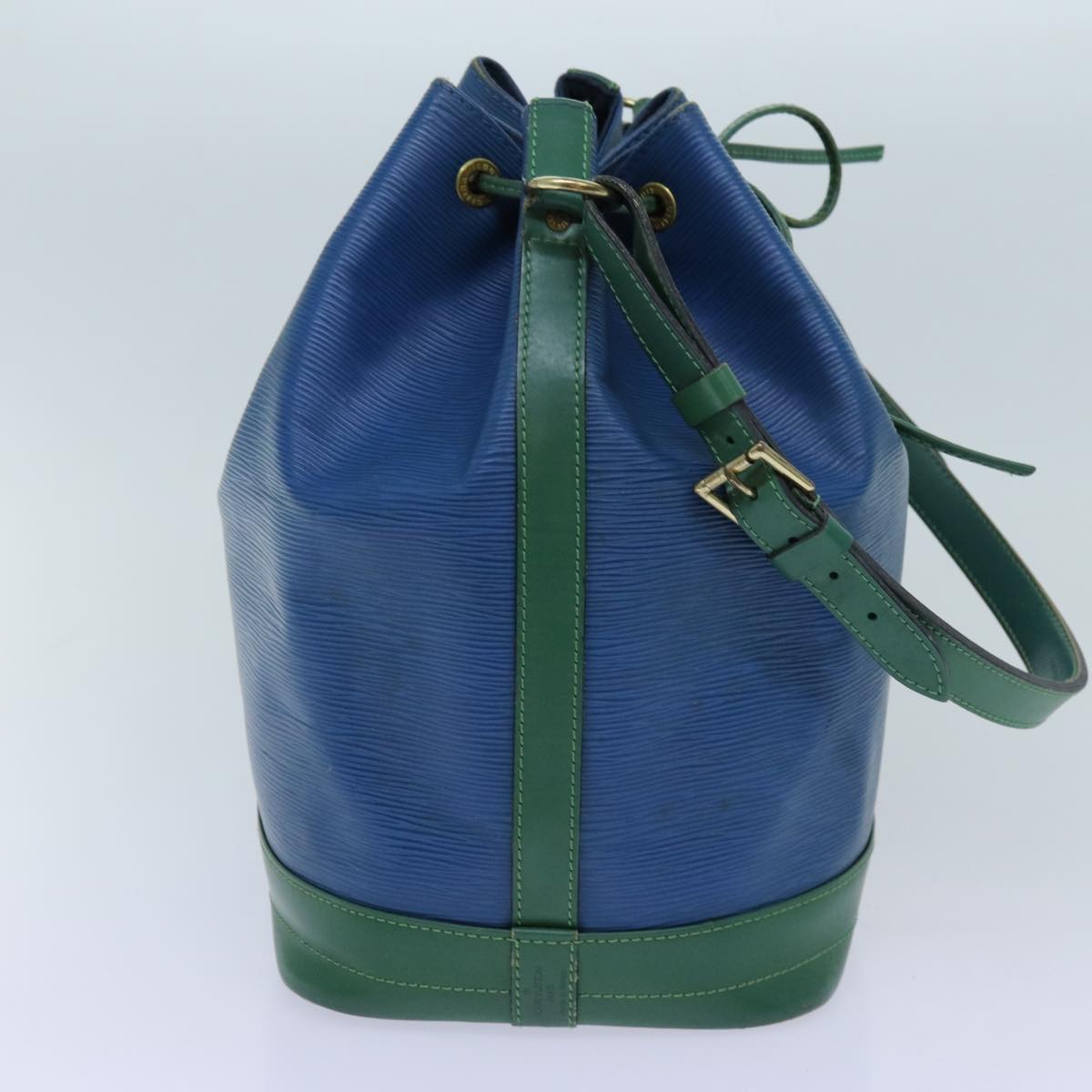 LOUIS VUITTON Epi Noe Shoulder Bag Bicolor Green Blue M44044 LV 71396